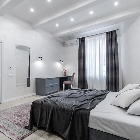 Inshiapartments On Lysenka Str 利沃夫 外观 照片