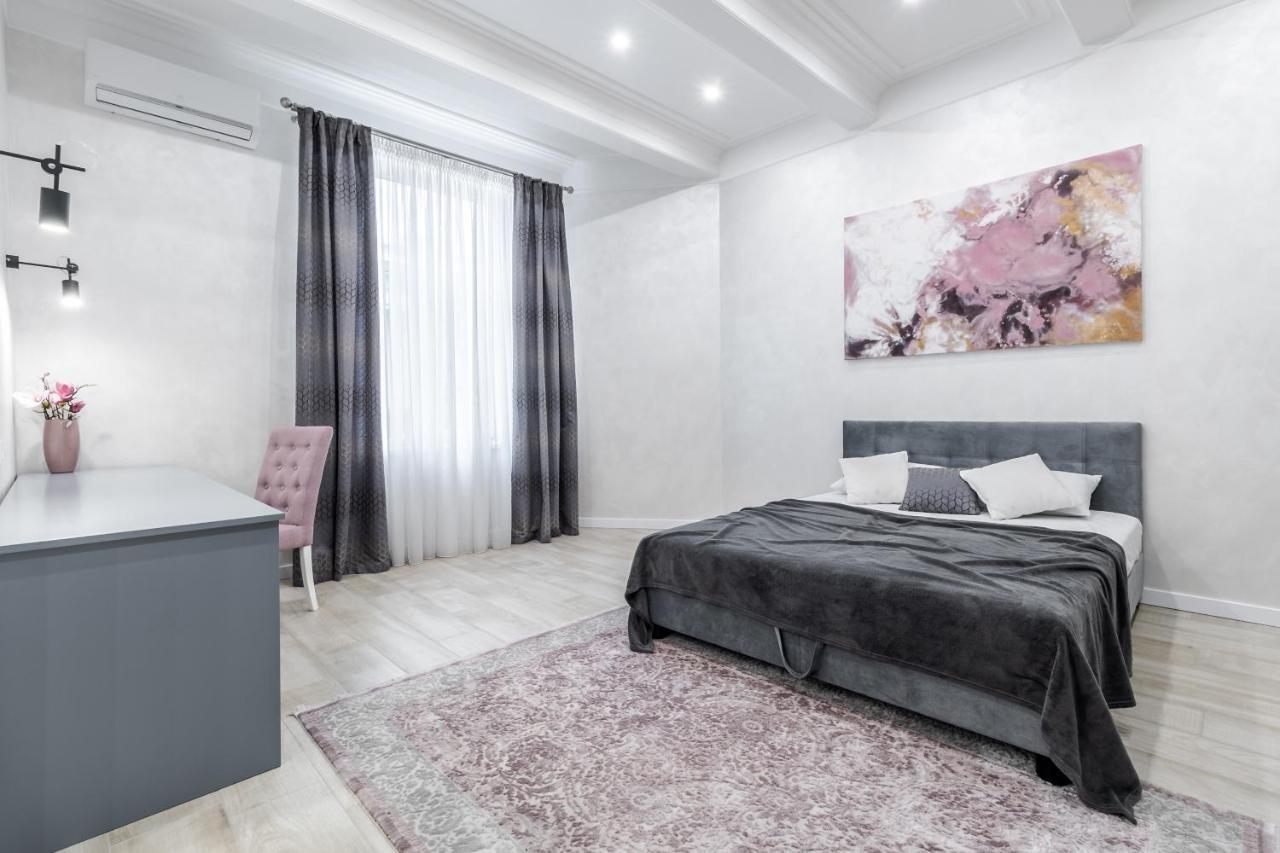 Inshiapartments On Lysenka Str 利沃夫 外观 照片